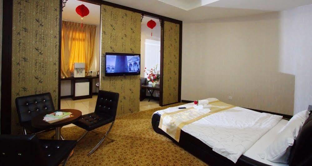 Hotel Tebrau Ct Johor Bahru Esterno foto